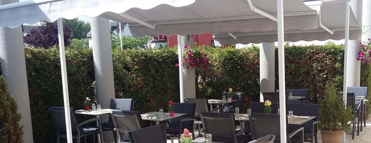 Cottage Logis Hotel - Restaurant Dudelange Ngoại thất bức ảnh