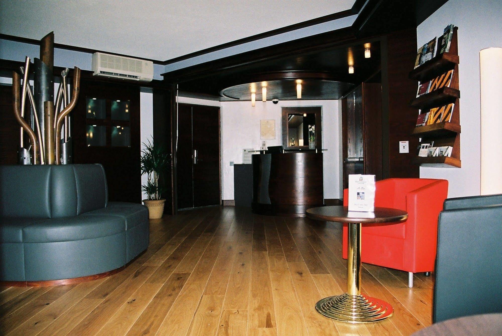 Cottage Logis Hotel - Restaurant Dudelange Ngoại thất bức ảnh